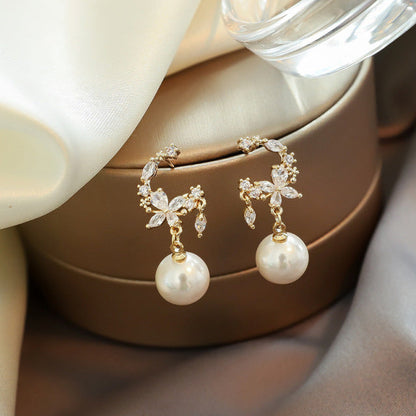 2026 New Korean Style Contracted Heart Pearl Earrings Zircon Geometric Stud Earring
