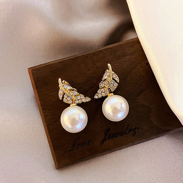 2026 New Korean Style Contracted Heart Pearl Earrings Zircon Geometric Stud Earring