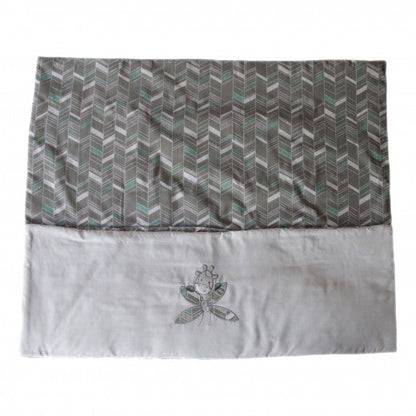 4 Piece Baby Bedding Set - Mint Giraffe
